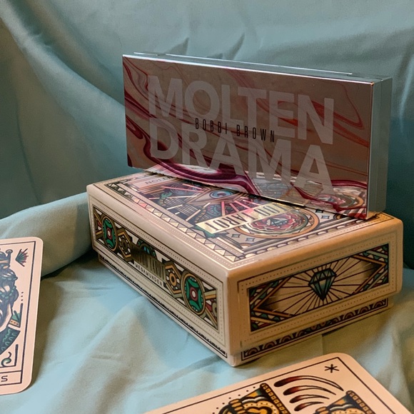 Bobbi Brown Molten Drama Palette. BNIB. - Picture 2 of 3